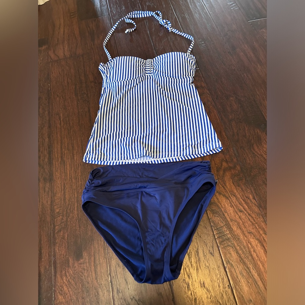 Ladies two piece bathing suit